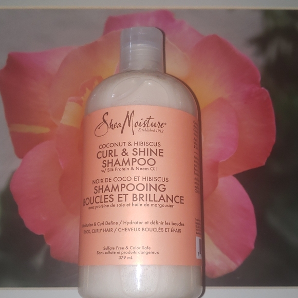 Sheamoisure Shampoo - Picture 1 of 3